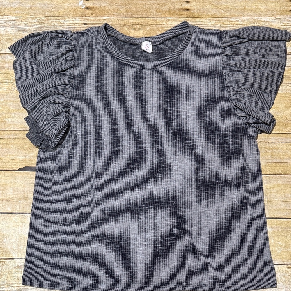 Gray Ruffle Sleeve Top